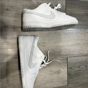 Platinum Nike dunk low